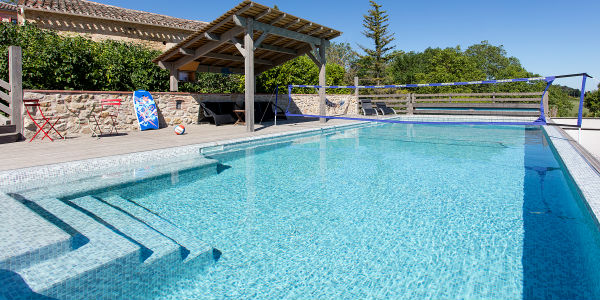 piscine en mosaique dans location de vacances aude sud france