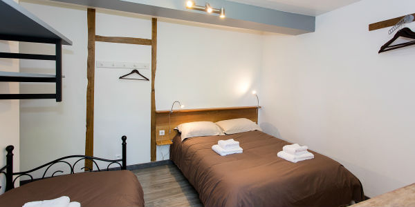 Chambre de charme dans maison de caractère en OccitanIe